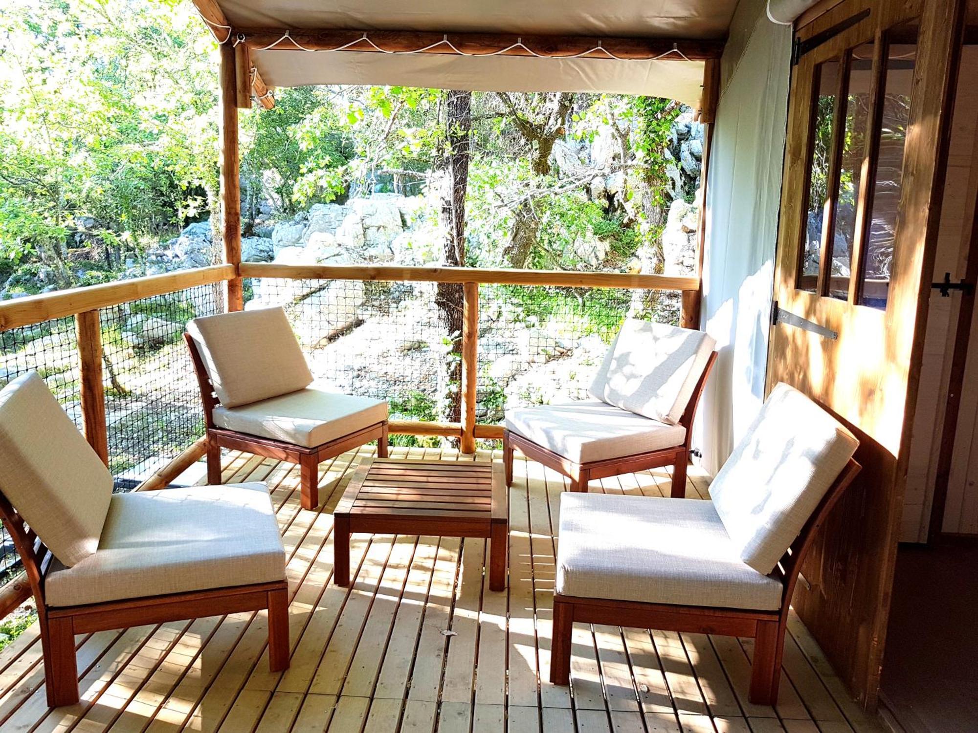 Cabanes Lodges Le Serviere 발라주크 외부 사진