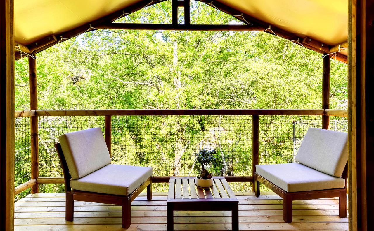 Cabanes Lodges Le Serviere 발라주크 외부 사진